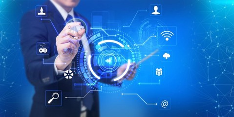 興田德潤(rùn)推動(dòng)全網(wǎng)營(yíng)銷(xiāo)發(fā)展，助力企業(yè)玩轉(zhuǎn)互聯(lián)網(wǎng)銷(xiāo)售